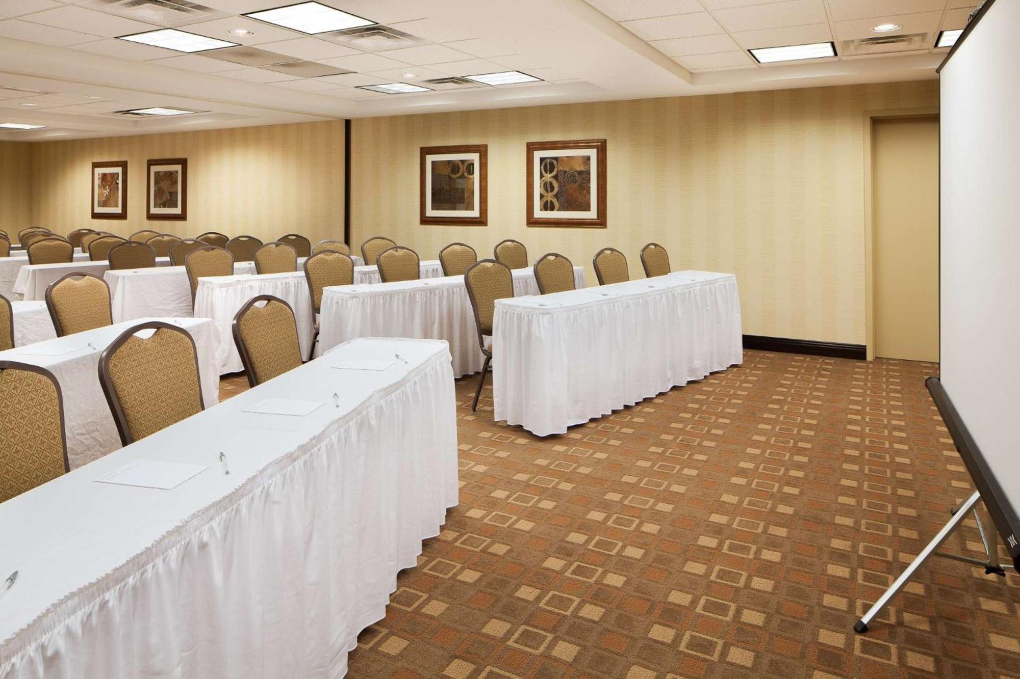 Hampton Inn & Suites Chicago/Saint Charles Kültér fotó