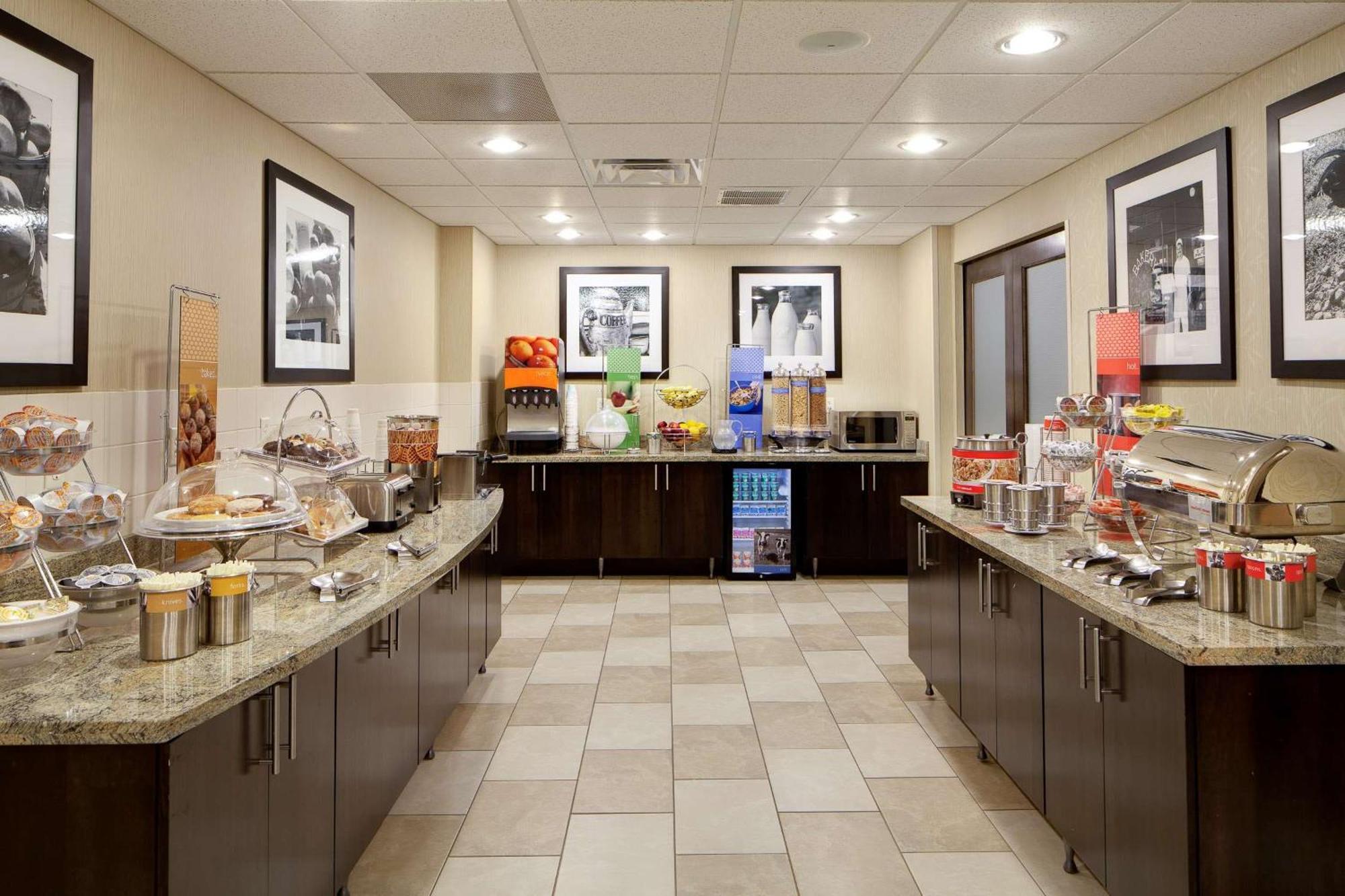 Hampton Inn & Suites Chicago/Saint Charles Kültér fotó